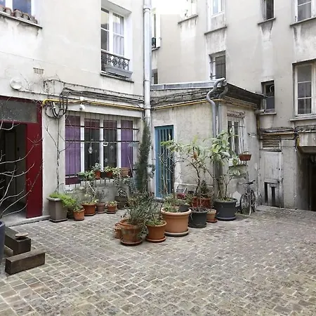 T1 Calme Cosy Proche Montmartre Apartment *